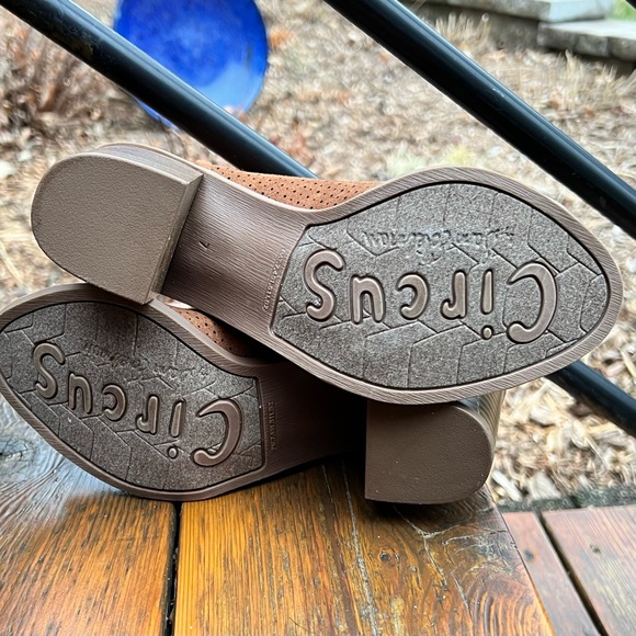 SAM EDELMAN KAMMIE-2 BROWN BOOTIES SIZE 7  NEW - Picture 10 of 13